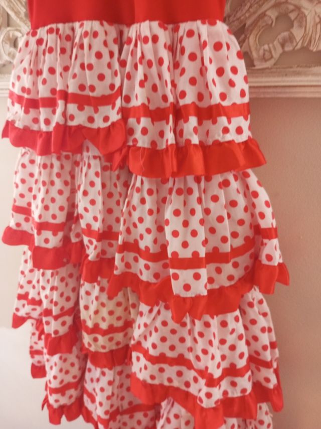 Vestido gitana rojo y blanco, ideal para la Feria