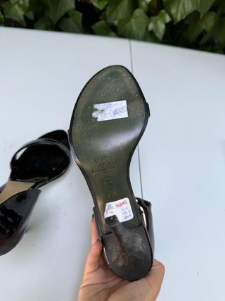 Sandalias Farrutx charol negras