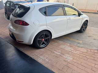 SEAT León 2.0 TDI 170cv FR1