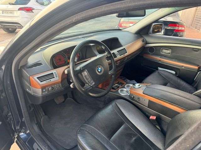 BMW Serie 7 735IA
