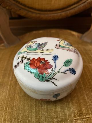 Caja cerámica vintage floral tipo joyero