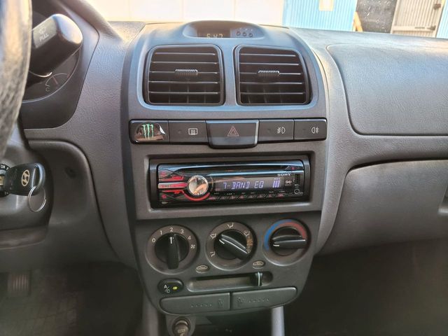 HYUNDAI Accent 1.5 CRDi GL