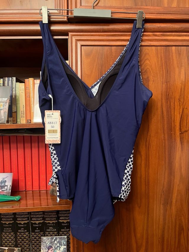 Bañador azul y blanco talla 50