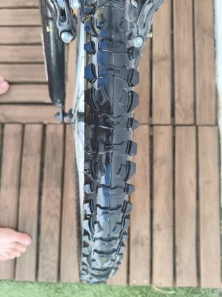 Bicicleta montaña Anakon niño en perfecto estado.