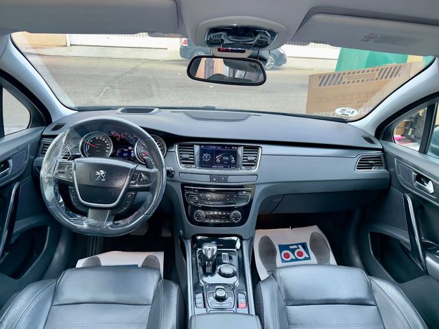 PEUGEOT 508 HYBRID4 