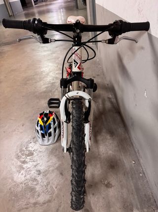 Bicicleta Scott Spark Jr 20" usada