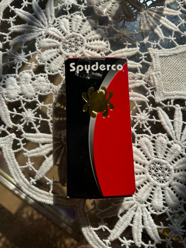 Spyderco dogtag folder black