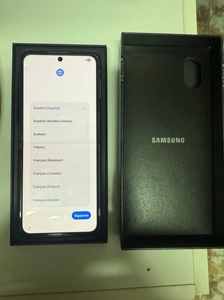 Samsung Galaxy Flip 4 - 128GB