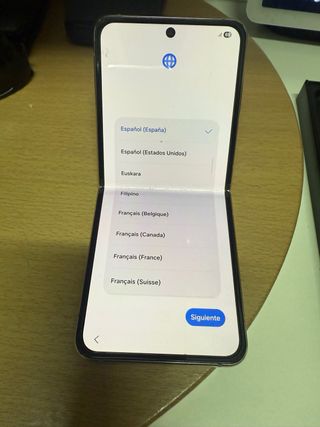 Samsung Galaxy Flip 4 - 128GB