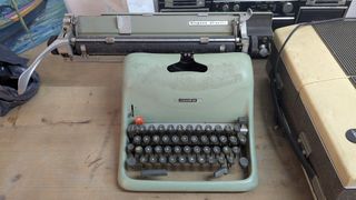 Máquina escribir Olivetti Lexicon 80