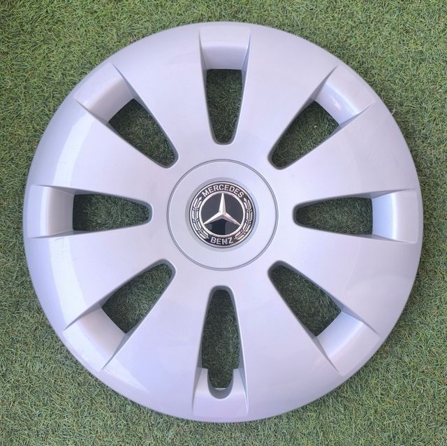 Tapacubos Mercedes Vito Tourer R16"