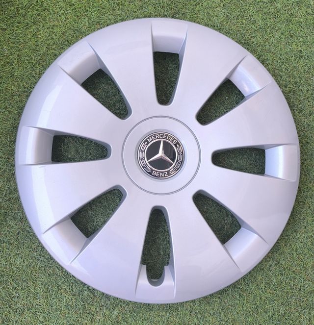 Tapacubos Mercedes Vito Tourer R16"
