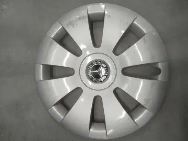 Tapacubos Mercedes Vito Tourer R16"