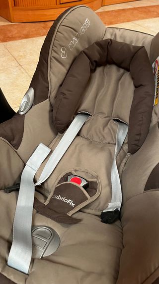 Portabebés de coche CabrioFix Maxi-Cosi