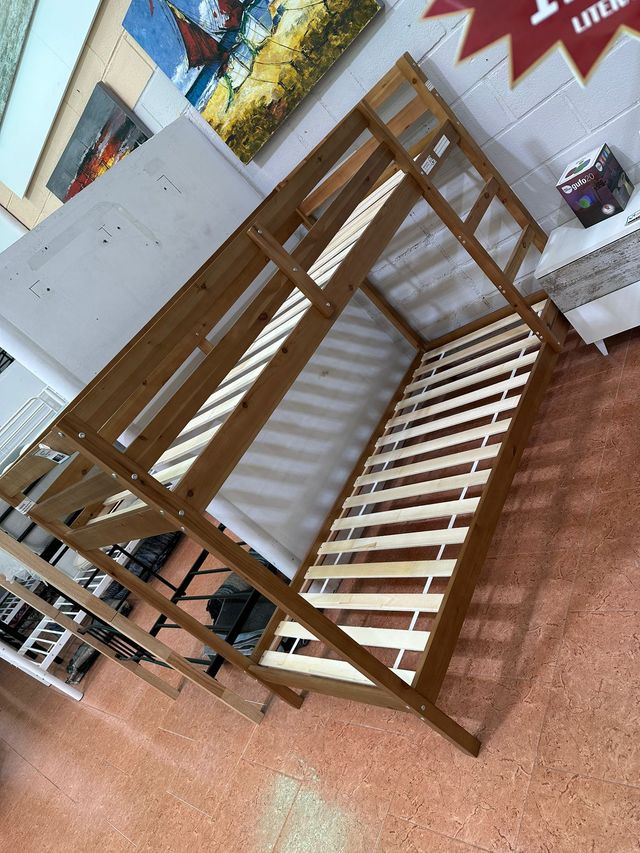 Litera madera marrón