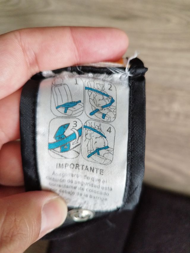 Cinturón seguridad embarazada