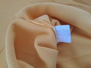 Blusa gialla vintage maniche corte scollo decorato