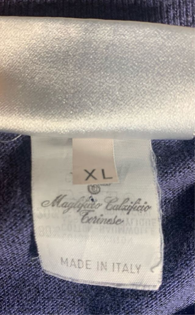 Camiseta azul marino de Kappa