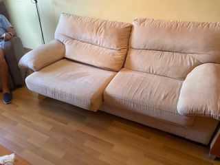 Sofá beige de tela