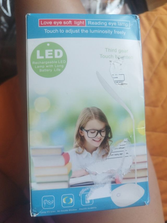 Lámpara LED de escritorio