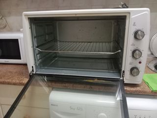 Horno eléctrico Camry -premiun- seminuevo