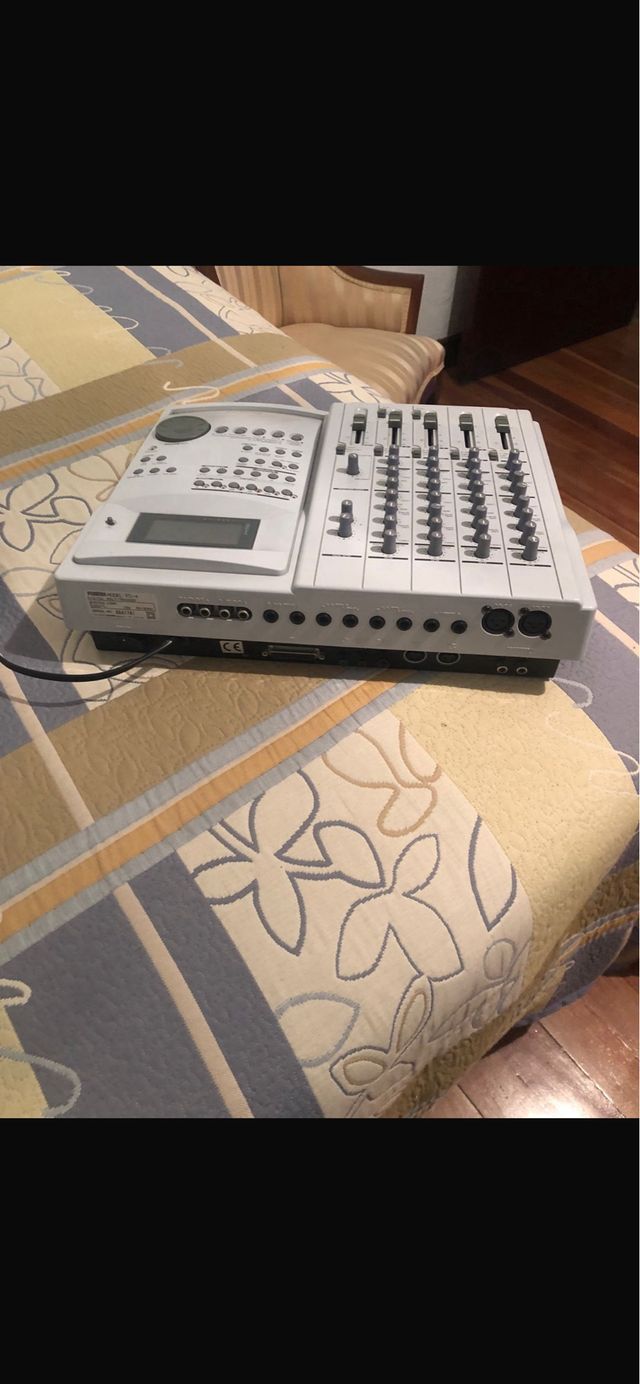 Fostex FD-4 Digital Multitracker