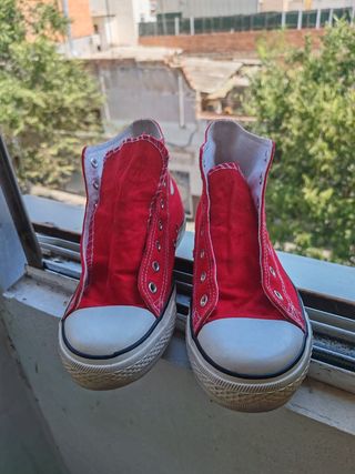 Converse rojas 