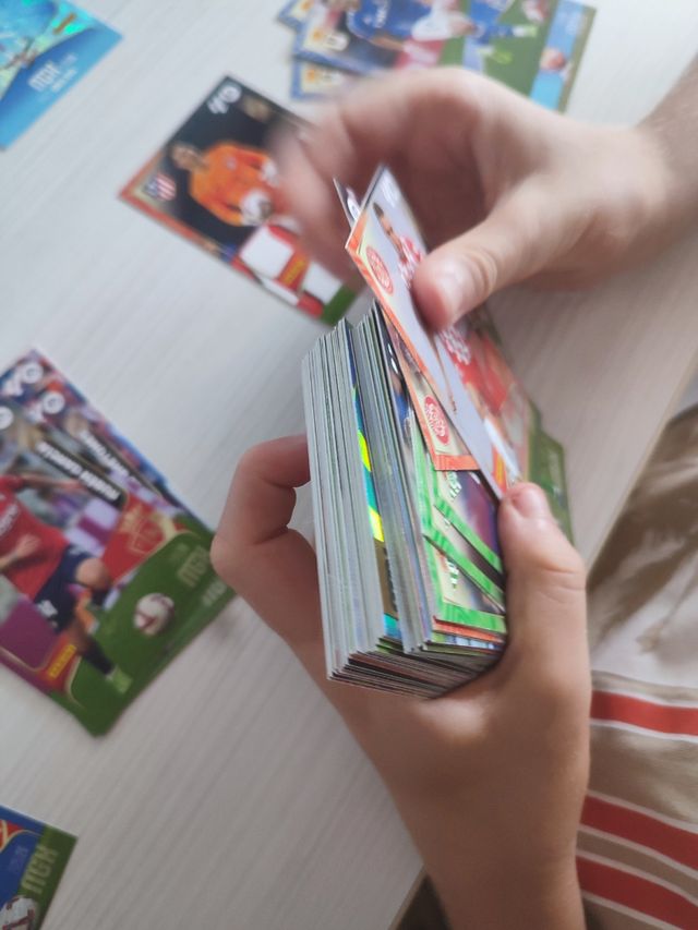 Cartas Megacracks 2025-26 completa la coleccion