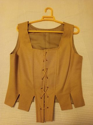 Corpiño alicantina de color mostaza talla M