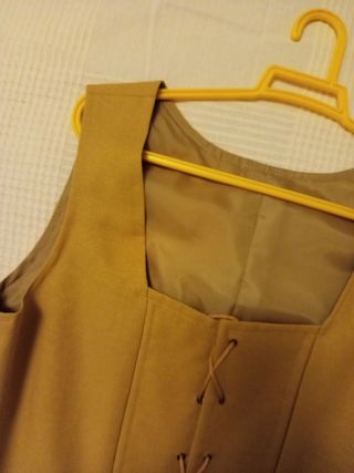 Corpiño alicantina de color mostaza talla M