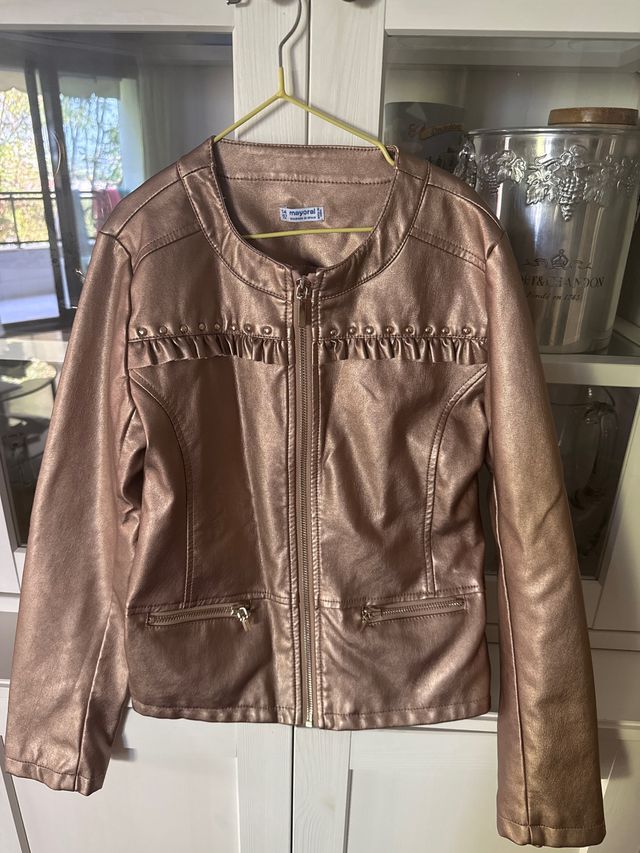 Chaqueta niña Mayoral dorada talla 14 años, 157 cm
