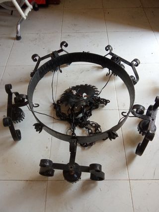 Lámpara antigua rústica negra
