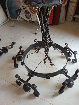 Lámpara antigua rústica negra