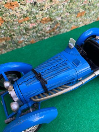 Bugatti Type 59 1934 – Escala 1:18 – Burago