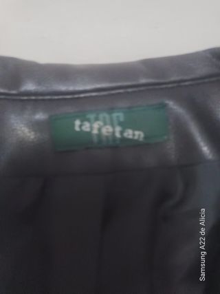 Chaqueta negra cuero