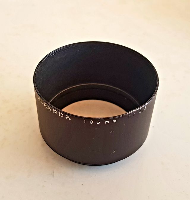 Miranda 135mm 1:3.5 Guarda-sol