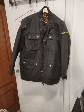 Barbour y pantalón moto Garibaldi