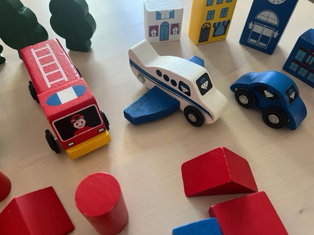 Juego infantil: bloques de madera maciza