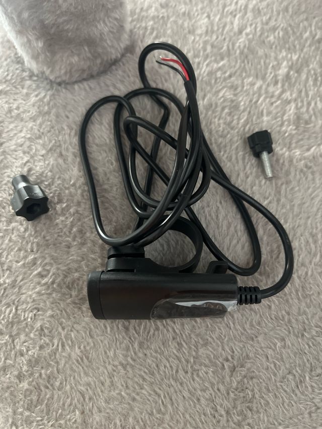 Cargador USB Moto - Soporte Manillar