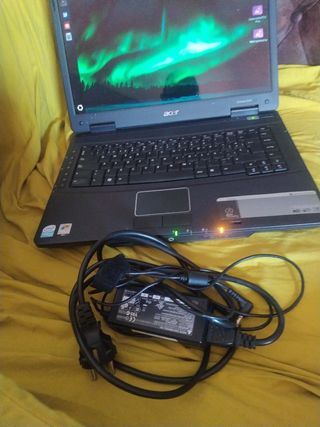 Portátil Acer Extensa 5230