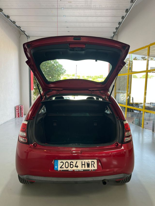 CITROEN  C3    2014  105.000KM PEGATINA C