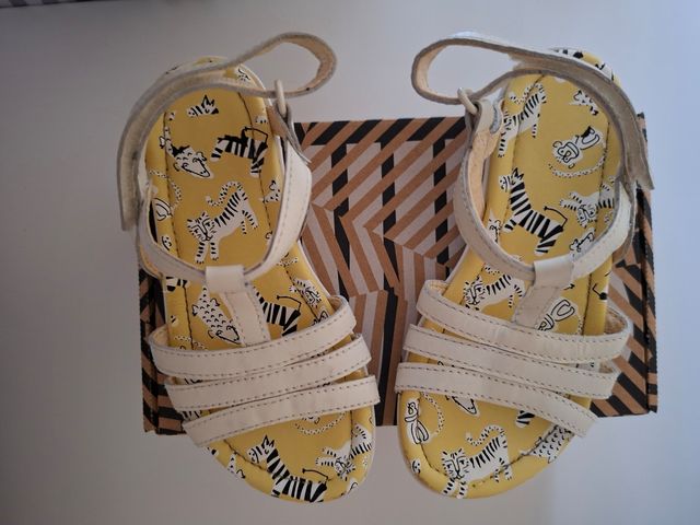 Sandalias Camper niña talla 27