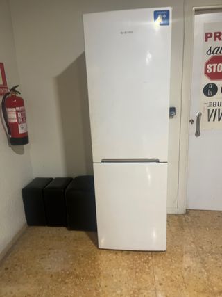 Nevera Daewoo A+ Blanco