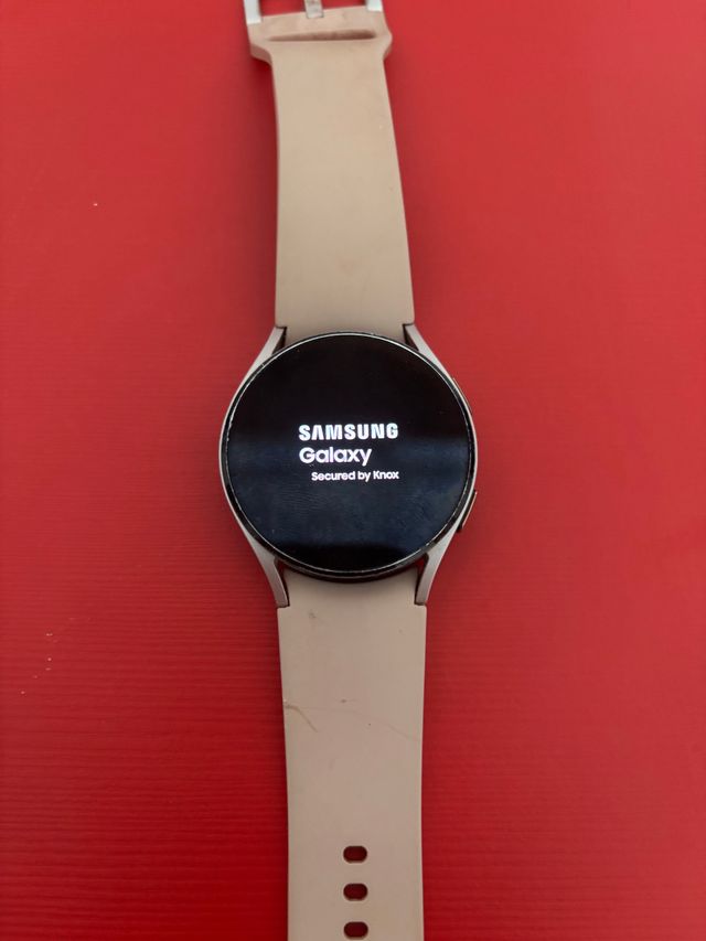 Samsung Galaxy Watch 4 Rosa