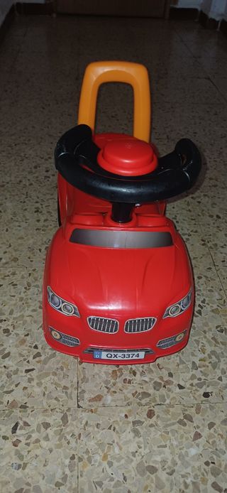 Correpasillos coche rojo