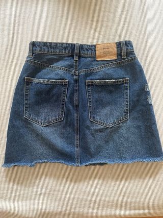 Falda vaquera stradivarius 