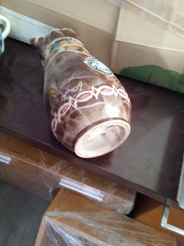 Jarra vintage pintada a mano