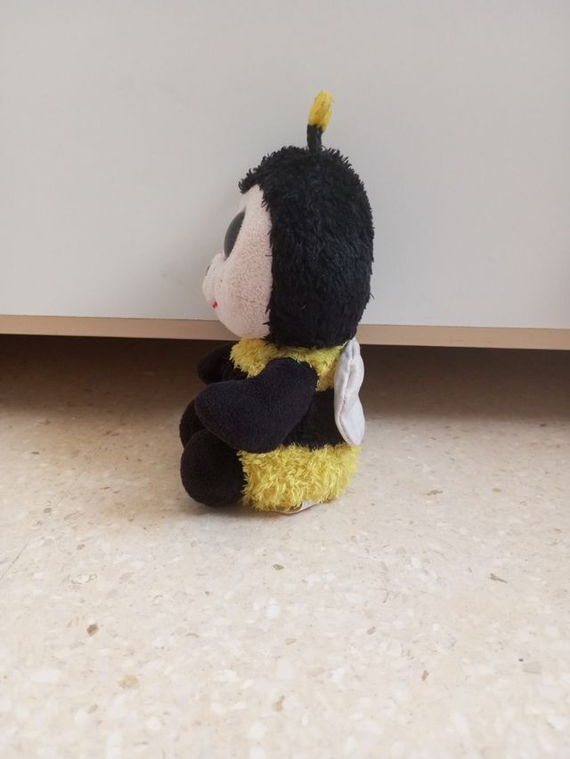 Abeja de peluche