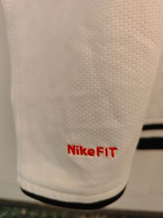 Camiseta Valencia CF Nike S
(XL niños) 