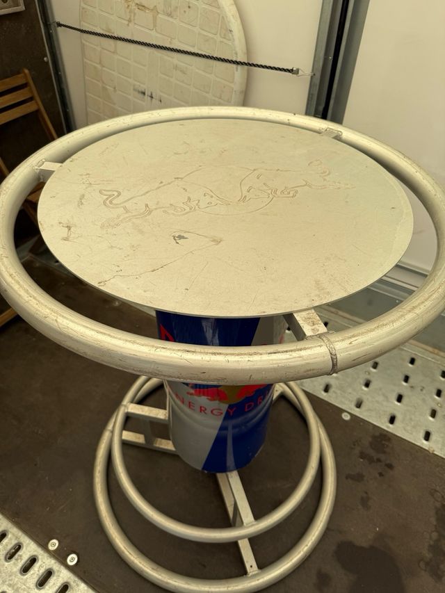 Mesa Red Bull - Aluminio